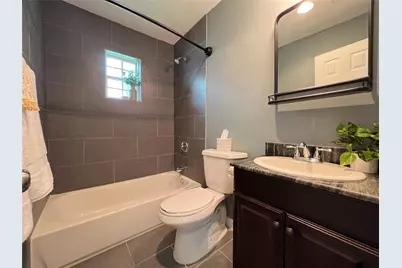 1226 Record Crossing Road, Dallas, TX 75235 - Photo 11