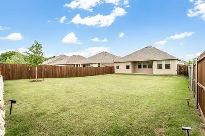 1800 Chestnut Oak Court, McKinney, TX 75071 - Photo 33