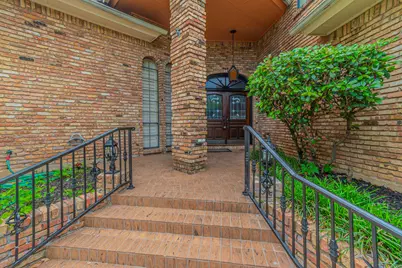 2714 Ridge Top Lane, Arlington, TX 76006 - Photo 3