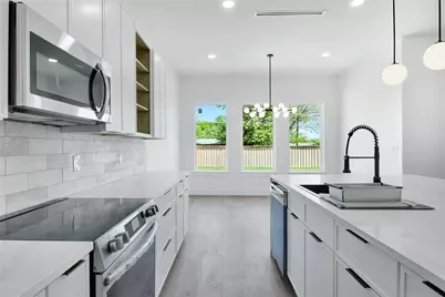 3629 Vancouver, Fort Worth, TX 76119 - Photo 11