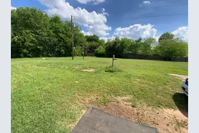 519 Berke Street, Newark, TX 76071 - Photo 11
