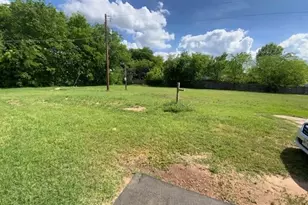 519 Berke St, Newark, TX 76071 - Photo 11