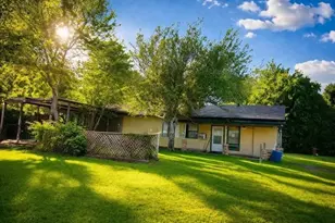 519 Berke St, Newark, TX 76071 - Photo 1