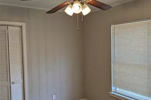 2344 Linda Ln, Fort Worth, TX 76119 - Photo 15