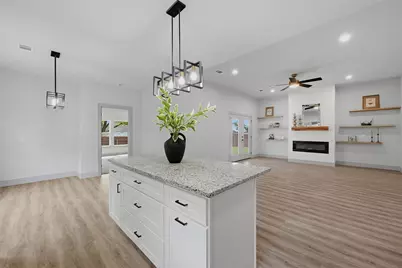 1015 Holiday, Sherman, TX 75090 - Photo 13