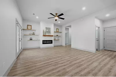 1015 Holiday, Sherman, TX 75090 - Photo 9