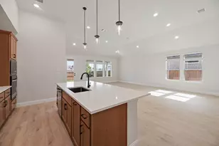 812 Turnbull Ave, Fort Worth, TX 76247 - Photo 9
