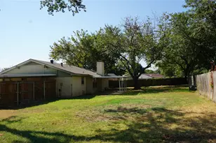 2308 Warwick Ct, Bedford, TX 76022 - Photo 21