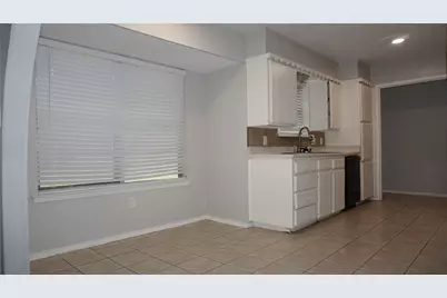 2308 Warwick Court, Bedford, TX 76022 - Photo 7