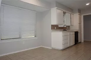 2308 Warwick Ct, Bedford, TX 76022 - Photo 7