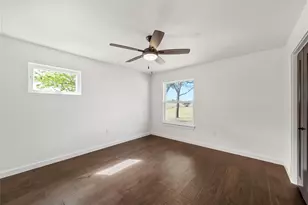 515 Iron Bridge Rd, Lorena, TX 76655 - Photo 23