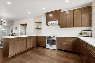 515 Iron Bridge Rd, Lorena, TX 76655 - Photo 11