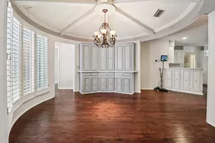 1015 Crowley Rd, Arlington, TX 76012 - Photo 11