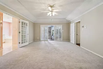 1015 Crowley Road, Arlington, TX 76012 - Photo 21