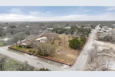 2708 Cedarhill Street, Granbury, TX 76048 - Photo 29