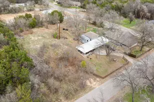 2708 Cedarhill St, Granbury, TX 76048 - Photo 37