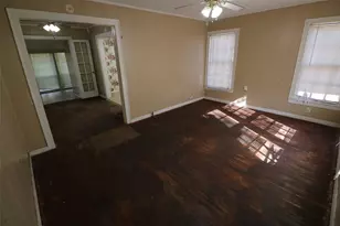 718 SE 24th, Paris, TX 75460 - Photo 5