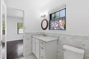 5310 Bradford Dr, Dallas, TX 75235 - Photo 11