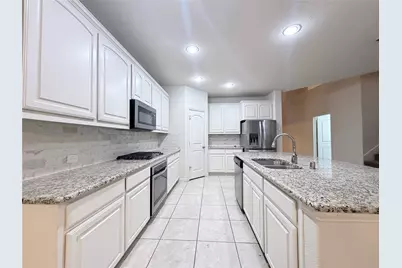 907 Bainbridge Lane, Garland, TX 75040 - Photo 11