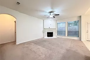 907 Bainbridge Ln, Garland, TX 75040 - Photo 9