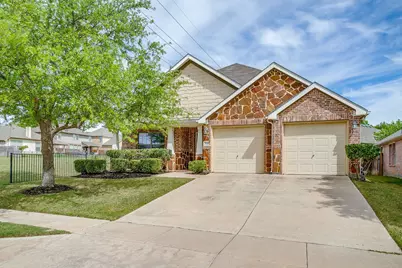 3917 Foreland Drive, Fort Worth, TX 76262 - Photo 3