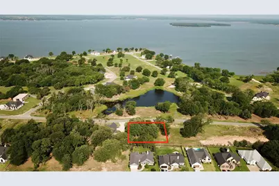 711 Clubview Drive, Mabank, TX 75143 - Photo 1