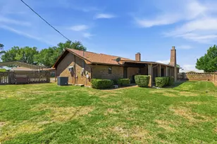 2304 Sha Ln, Breckenridge, TX 76424 - Photo 5