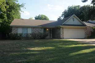 4704 Aspen Way, Haltom City, TX 76137 - Photo 1
