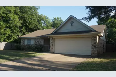 4704 Aspen Way, Haltom City, TX 76137 - Photo 13