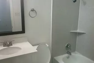 109 Wildwood Ct, Grapevine, TX 76051 - Photo 5