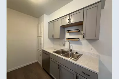 109 Wildwood Court #C, Grapevine, TX 76051 - Photo 5