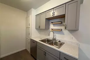 109 Wildwood Ct, Grapevine, TX 76051 - Photo 5