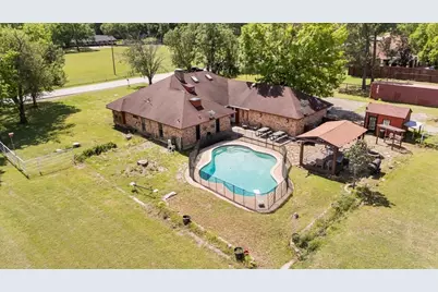 130 Beasley, Combine, TX 75159 - Photo 1