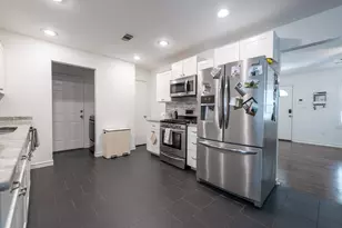 2017 Bluebonnet Dr, Fort Worth, TX 76111 - Photo 7