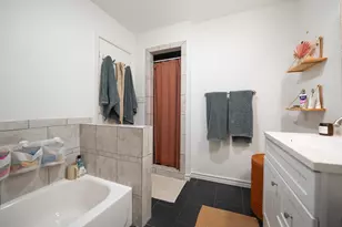 2017 Bluebonnet Dr, Fort Worth, TX 76111 - Photo 11