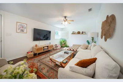 2017 Bluebonnet Drive, Fort Worth, TX 76111 - Photo 15