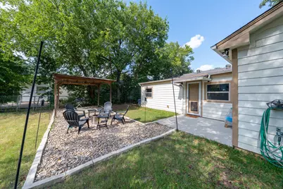 2017 Bluebonnet Drive, Fort Worth, TX 76111 - Photo 25