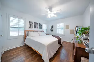 2017 Bluebonnet Dr, Fort Worth, TX 76111 - Photo 13