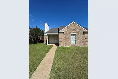 825 Denmark Drive, Mesquite, TX 75149 - Photo 1