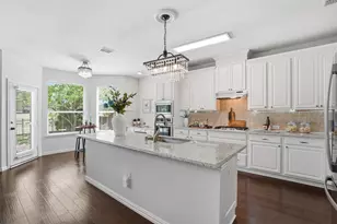 913 Royal Oaks Dr, McKinney, TX 75072 - Photo 9