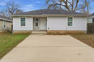 227 W Murray St, Denison, TX 75020 - Photo 1