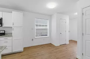 227 W Murray St, Denison, TX 75020 - Photo 7