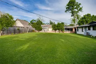 6207 Royal Ln, Dallas, TX 75230 - Photo 31