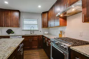6207 Royal Ln, Dallas, TX 75230 - Photo 11