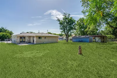 107 N Cherry Lane, Granbury, TX 76048 - Photo 23