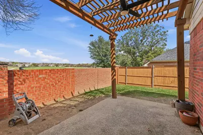 9436 Ponderosa Trail, Irving, TX 75063 - Photo 29
