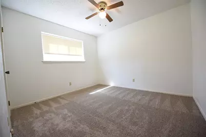 8945 Flicker Lane, Dallas, TX 75238 - Photo 9