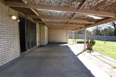 8945 Flicker Lane, Dallas, TX 75238 - Photo 17