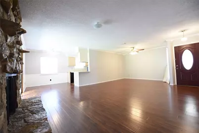 8945 Flicker Lane, Dallas, TX 75238 - Photo 3