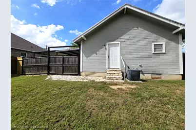 712 Narrow Street, Weatherford, TX 76086 - Photo 3